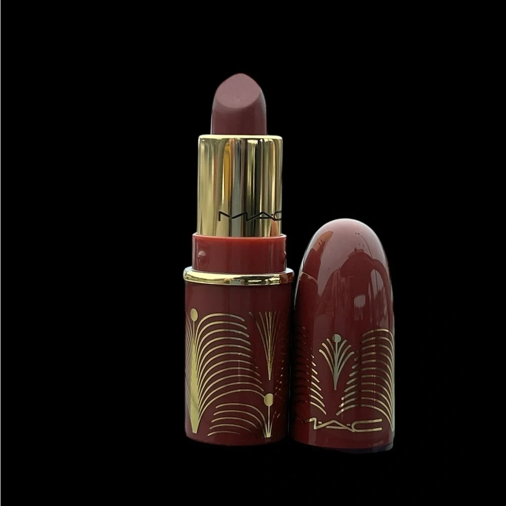 MAC Holiday 2024 Limited Edition Mini Lipstick - EXTRA DESSERT